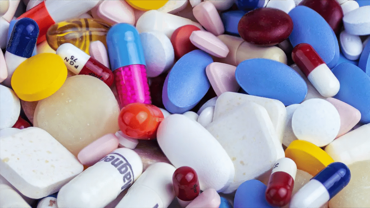 Precipitated silica farmasi